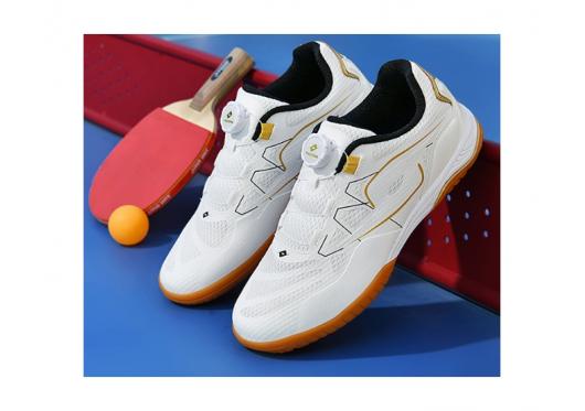 Giày vặn nút 2026