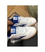 Giày mizuno chơi bóng bàn  giá rẻ