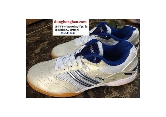 Giày đánh bóng bàn hiệu Stiga 